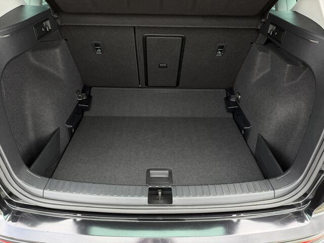 Seat Ateca 1.5 TSI Xperience Business Intense Elek. Trekhaak | 360° | Alcantara | LED | Carplay | Navi | Camera | PDC