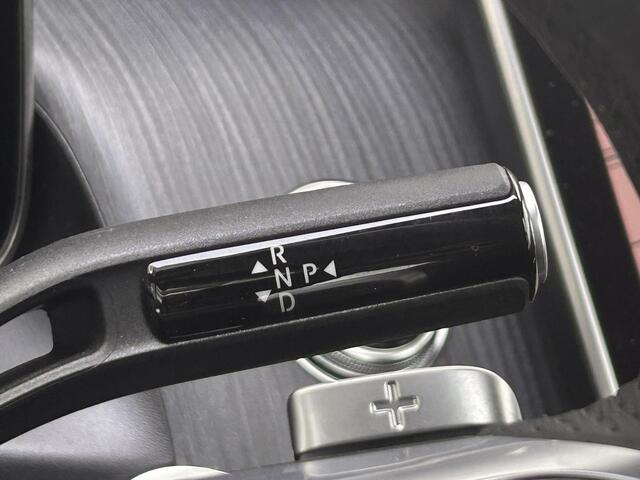 Mercedes-Benz GLC-Klasse 300e 4MATIC AMG Line | Trekhaak | Panoramadak | Achteruitrijcamera | Apple CarPlay