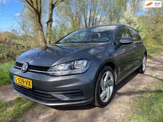 Volkswagen Golf VII
