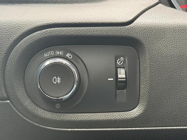 Opel Grandland X 1.2 Turbo Innovation l Navigatie l Trekhaak l Camera l Stoelverwarming l Electrische Klep