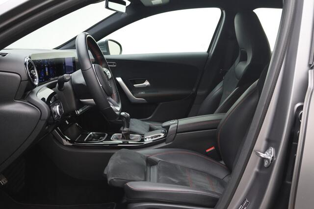 Mercedes-Benz A-Klasse 160 Business Solution AMG Camera, Apple Carplay, LED, Stoelverwarming, PDC, 18
