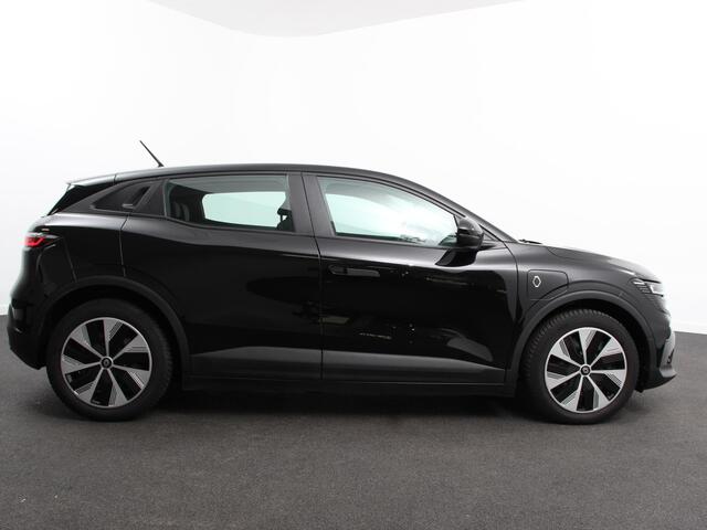 Renault Megane E-Tech Comfort range Evolution 60 kWh SOH 95.4% Climate control Adaptieve cruise control Parkeersensoren Camera LED Apple Carplay/ Android Auto