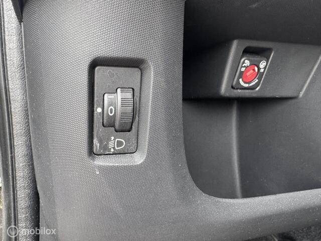 Peugeot 107 1.0 Access Accent Airco