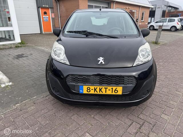 Peugeot 107 1.0 Access Accent Airco