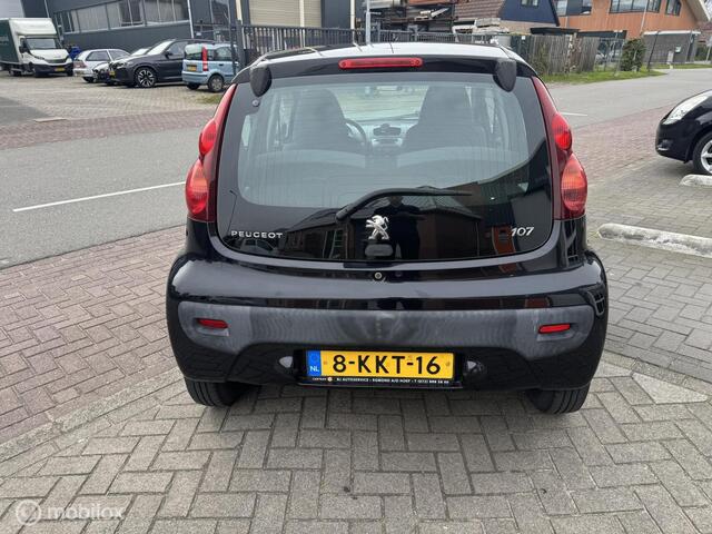 Peugeot 107 1.0 Access Accent Airco