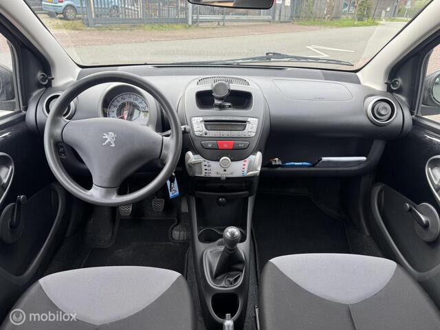 Peugeot 107 1.0 Access Accent Airco