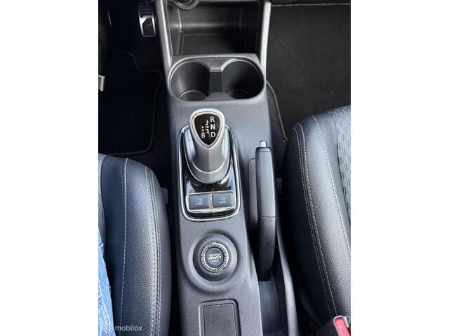 Mitsubishi Outlander 2.0 4WD hybridePHEV Instyle+ e apk