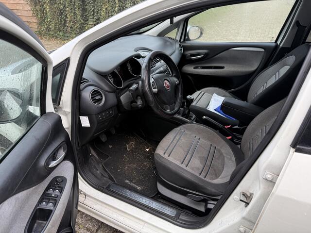 Fiat Punto Evo 1.3 M-Jet 2011 5 deurs euro 5 APK 11-26