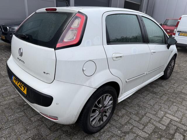 Fiat Punto Evo 1.3 M-Jet 2011 5 deurs euro 5 APK 11-26