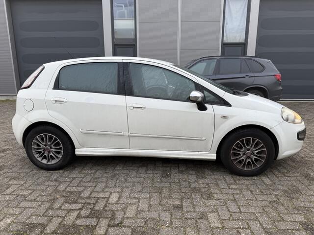 Fiat Punto Evo 1.3 M-Jet 2011 5 deurs euro 5 APK 11-26