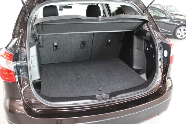 Suzuki SX4 S-CROSS 1.6 Exclusive  