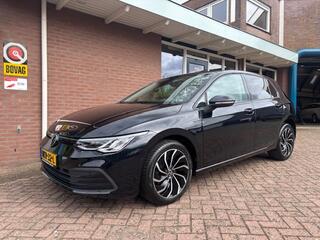 VOLKSWAGEN GOLF 1.0 TSI 110pk Life Business