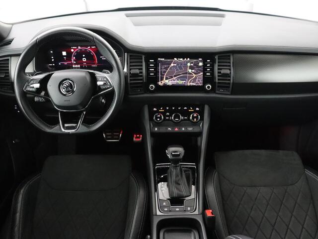 Skoda Kodiaq 1.5 TSI Sportline Business 7 Persoons | Stoelverwarming | Adaptive cruise | Alcantara | Matrix LED | Carplay | Keyless | Camera | Virtual Cockp