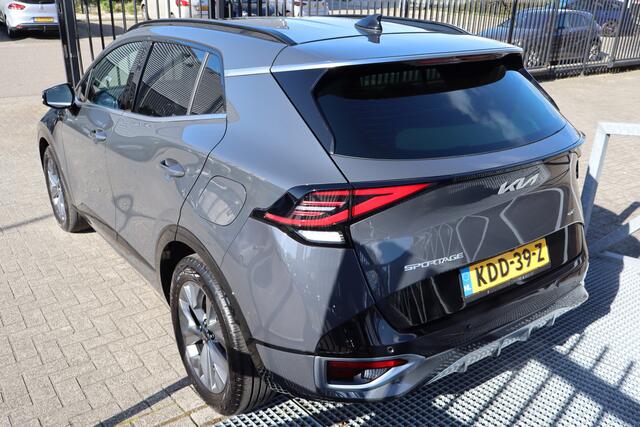 KIA Sportage 1.6 T-GDi Hybrid GT-Line Stoelverwarming voor+achter/Stuurverwarming/Achteruitrijcamera/Apple carplay/Lane assist/Adaptieve cruise control/Do