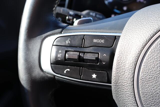 KIA Sportage 1.6 T-GDi Hybrid GT-Line Stoelverwarming voor+achter/Stuurverwarming/Achteruitrijcamera/Apple carplay/Lane assist/Adaptieve cruise control/Do