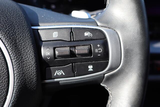 KIA Sportage 1.6 T-GDi Hybrid GT-Line Stoelverwarming voor+achter/Stuurverwarming/Achteruitrijcamera/Apple carplay/Lane assist/Adaptieve cruise control/Do