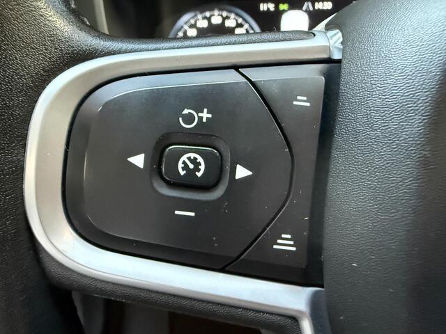 Volvo XC60 2.0 T5 Momentum