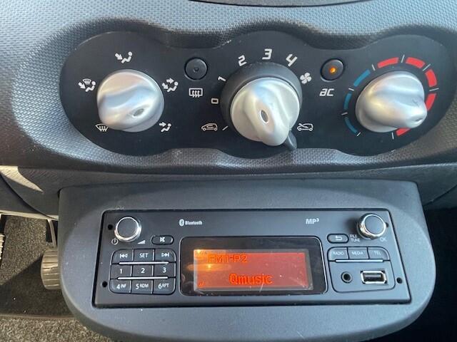 Renault Twingo 1.2 16V Collection | APK T/M 04/08/2027 | LM VELGEN BJ 2013