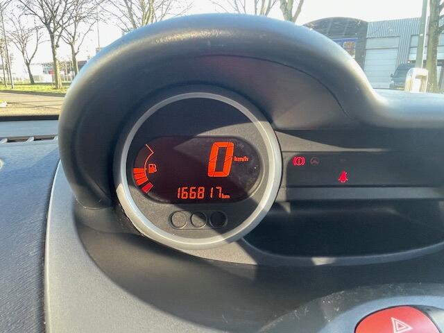 Renault Twingo 1.2 16V Collection | APK T/M 04/08/2027 | LM VELGEN BJ 2013