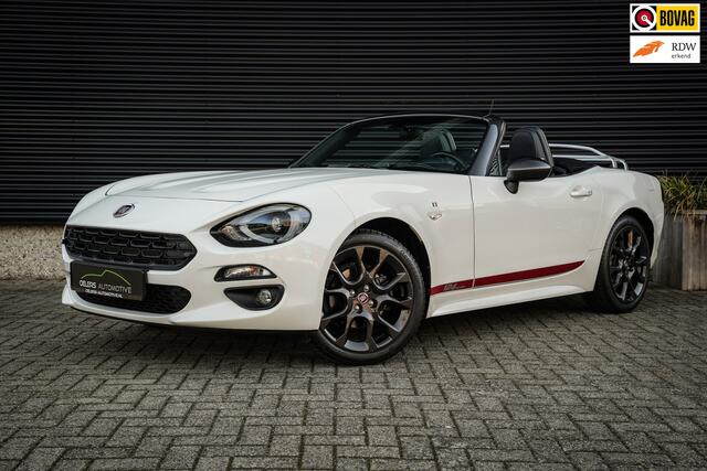 Fiat 124 Spider 1.4 MultiAir Turbo Automaat | Navigatie | Parelmoer Lak | Bagagerek | Camera | DAB+ | Leder | LED |