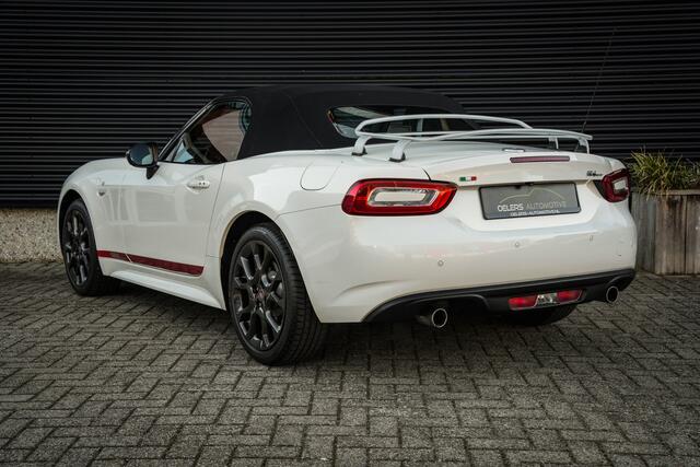 Fiat 124 Spider 1.4 MultiAir Turbo Automaat | Navigatie | Parelmoer Lak | Bagagerek | Camera | DAB+ | Leder | LED |