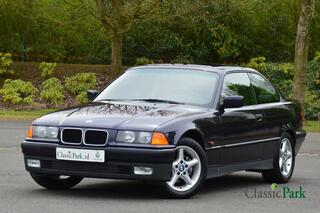 BMW 3-SERIE 320i Coup� E36
