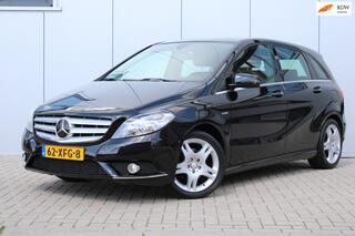 MERCEDES-BENZ B-KLASSE 200 CRUISE I ELEKTRISCH TREKHAAK I NAVI I NAVI I