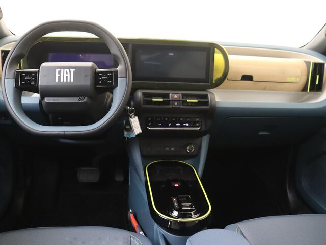 Fiat Panda Grande La Prima 11 kW 44 kWh P4