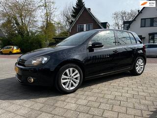 Volkswagen Golf VI