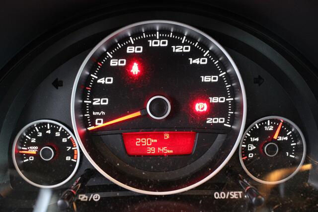 Seat MII 1.0 Mii by Cosmopolitan 
