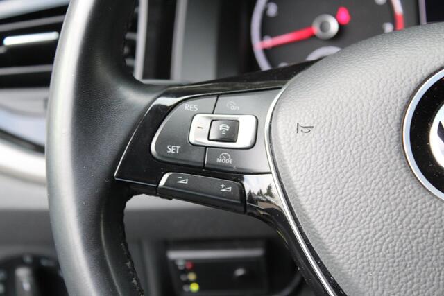 Volkswagen Polo 1.0 TSI Comfortline Business 95PK | Navigatie | Parkeersensoren | Cruise Control | Apple/Android Carplay