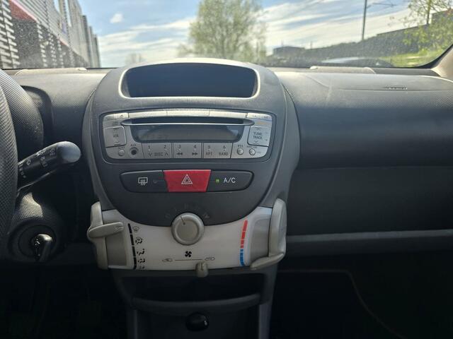 Peugeot 107 1.0-12V XS | AIRCO | ELEC. PAKKET | KOPPELING DEFECT