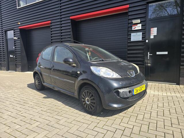 Peugeot 107 1.0-12V XS | AIRCO | ELEC. PAKKET | KOPPELING DEFECT