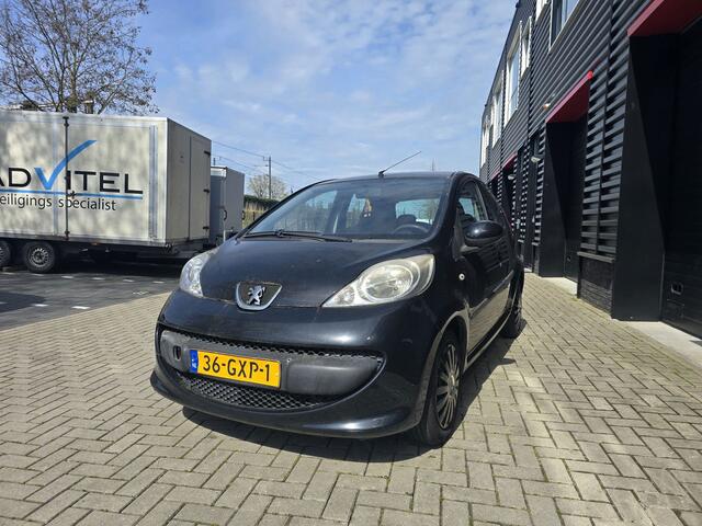 Peugeot 107 1.0-12V XS | AIRCO | ELEC. PAKKET | KOPPELING DEFECT