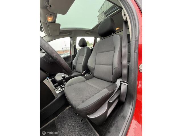 Peugeot 207 SW 1.4 Access Lite / BJ 2011 / 142.000KM /N.A.P