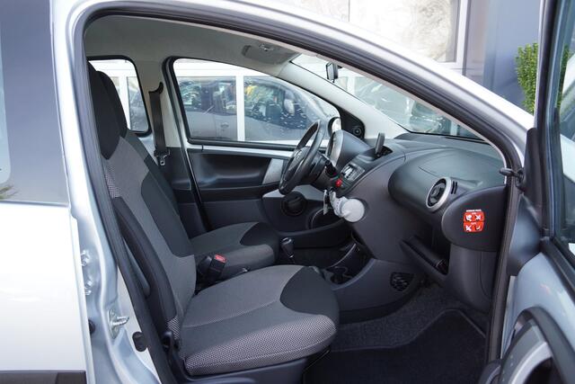 Toyota Aygo 1.0 VVT-i Aspiration NAP Automaat/Airco/5-deurs