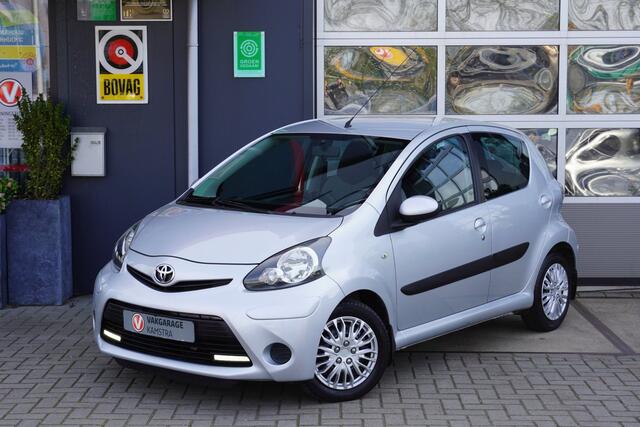 Toyota Aygo 1.0 VVT-i Aspiration NAP Automaat/Airco/5-deurs
