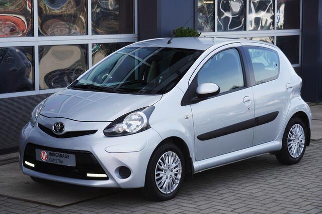 Toyota Aygo 1.0 VVT-i Aspiration NAP Automaat/Airco/5-deurs