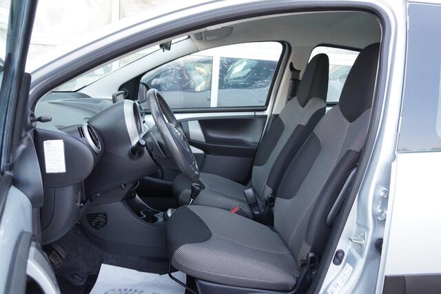 Toyota Aygo 1.0 VVT-i Aspiration NAP Automaat/Airco/5-deurs