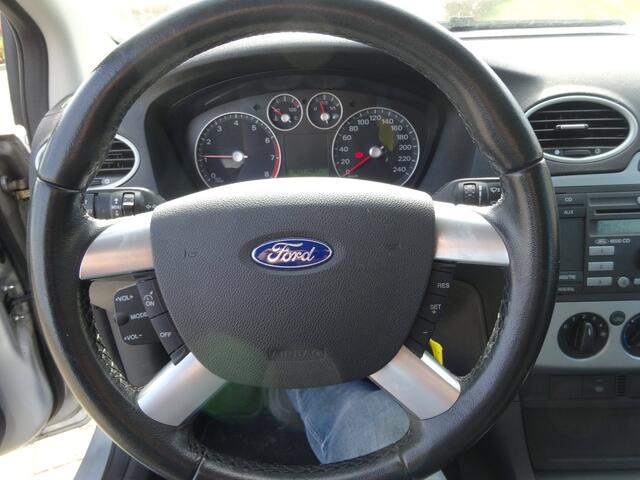 Ford Focus Wagon 2.0-16V Rally Edition Airco Cruise Onderhoudsboekjes zie foto,s