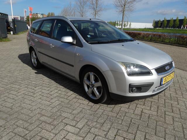 Ford Focus Wagon 2.0-16V Rally Edition Airco Cruise Onderhoudsboekjes zie foto,s
