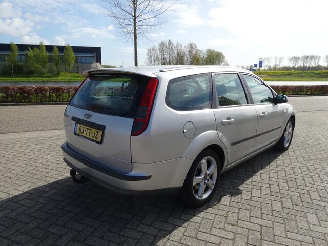 Ford Focus Wagon 2.0-16V Rally Edition Airco Cruise Onderhoudsboekjes zie foto,s