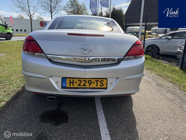 Opel Astra TwinTop 1.6 111 Edition | Leer | Hardtop Cabrio | APK  | Parkeersensoren | Stoelverwarming