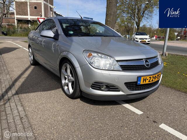 Opel Astra TwinTop 1.6 111 Edition | Leer | Hardtop Cabrio | APK  | Parkeersensoren | Stoelverwarming