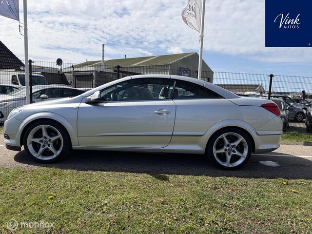 Opel Astra TwinTop 1.6 111 Edition | Leer | Hardtop Cabrio | APK  | Parkeersensoren | Stoelverwarming