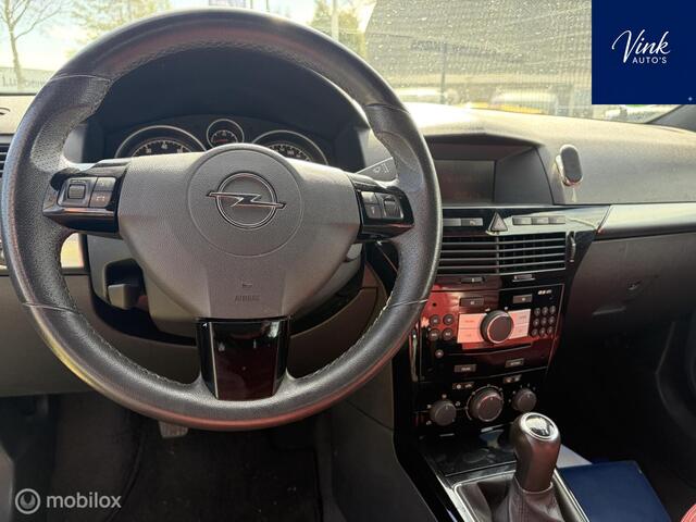 Opel Astra TwinTop 1.6 111 Edition | Leer | Hardtop Cabrio | APK  | Parkeersensoren | Stoelverwarming