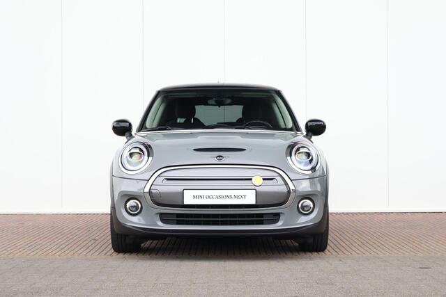 Mini Electric Essential 33 kWh Navigatie / cruise control / Sportstoelen / Led Pakket / DAB