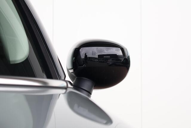 Mini Electric Essential 33 kWh Navigatie / cruise control / Sportstoelen / Led Pakket / DAB