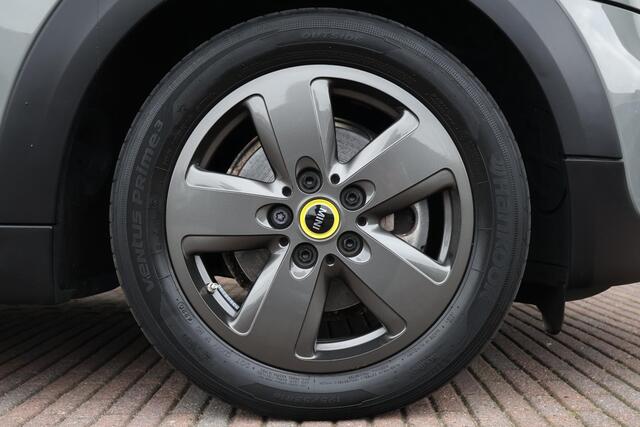 Mini Electric Essential 33 kWh Navigatie / cruise control / Sportstoelen / Led Pakket / DAB