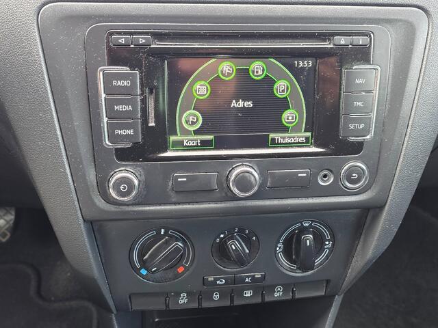 Skoda Rapid Spaceback 1.2 TSI Greentech Ambition Businessline Pro 2e eigenaar dealer onderhouden navigatie cruis control trekhaak